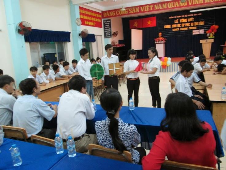 giang-vien-cee-thuc-hien-service-learning-45.jpg